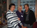 links: Fr. Renate Lemanski (SHG Pakinson Wien), mitte: Irene Kopsitsch (Landestelle LOT-Wien), rechts: Brigitte Hölzl (Österr. Verband der Herz- und Lungentransplantierten Landesstelle Wien)